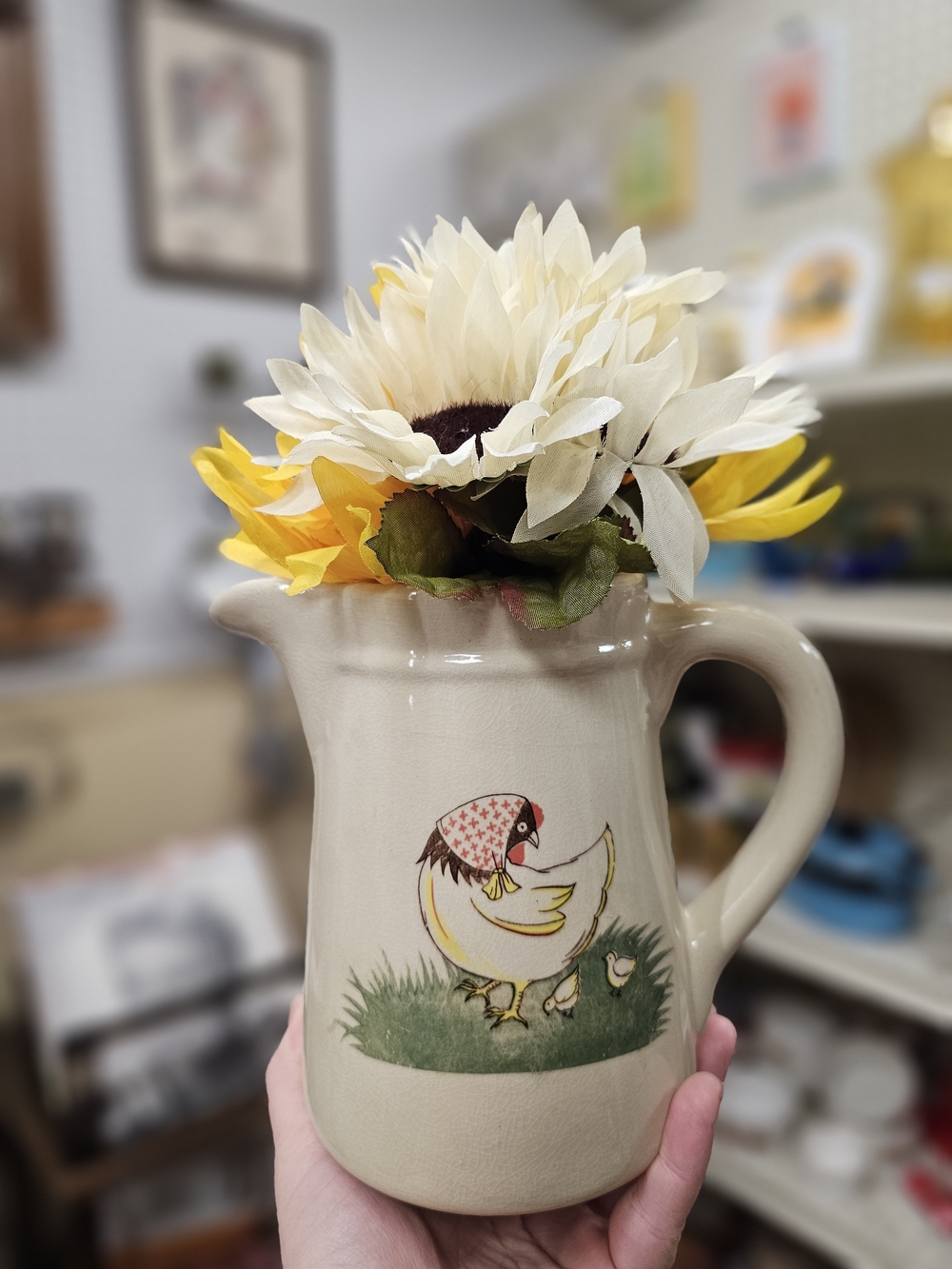 Vintage Ceramic Country Hen & Chicks Pitcher Vase Retro Farmhouse Kitschy